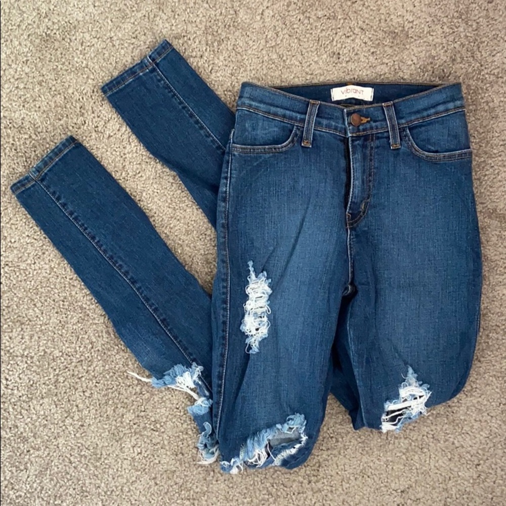 ⚡️2/$20⚡️vibrant M.I.U distressed denim